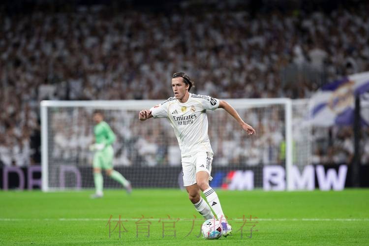 马卡:皇马预算和收入将减少2亿欧 不考虑引援 马卡:皇马预算和收入将减少2亿欧 不考虑引援