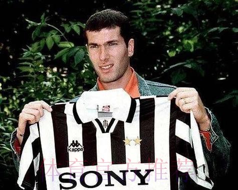 齐达内:我对全队防守很满意 不会轻视队中任何球员 齐达内:我对全队防守很满意 不会轻视队中任何球员